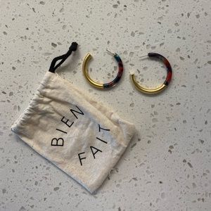 Madewell
Half Acetate 41mm Hoop Earrings